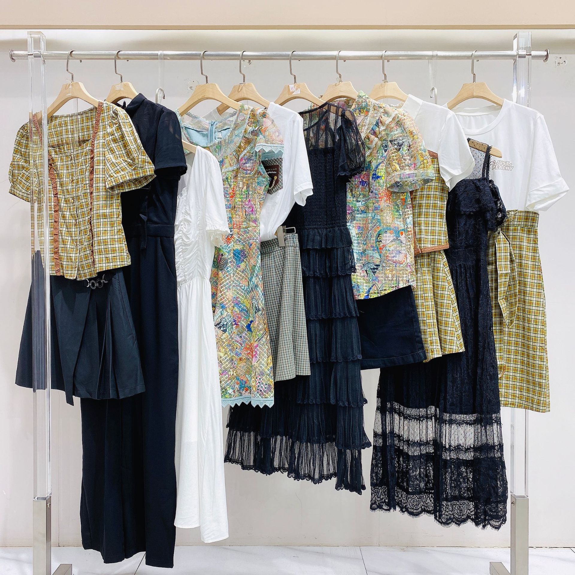 魔美22夏品牌折扣女装衣服名作连衣裙尾货库存清仓特卖走份批发