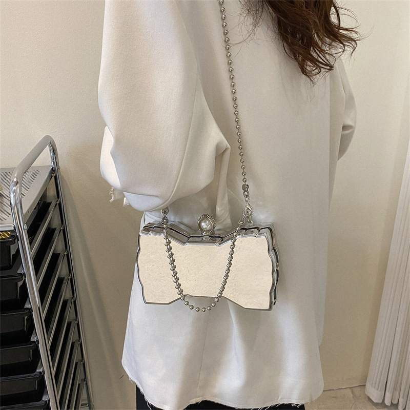 Cute Exquisite Bowknot Bag Chain Women's Bag Small Square Box Bag 2023 Autumn New Simple Shoulder Messenger Bag