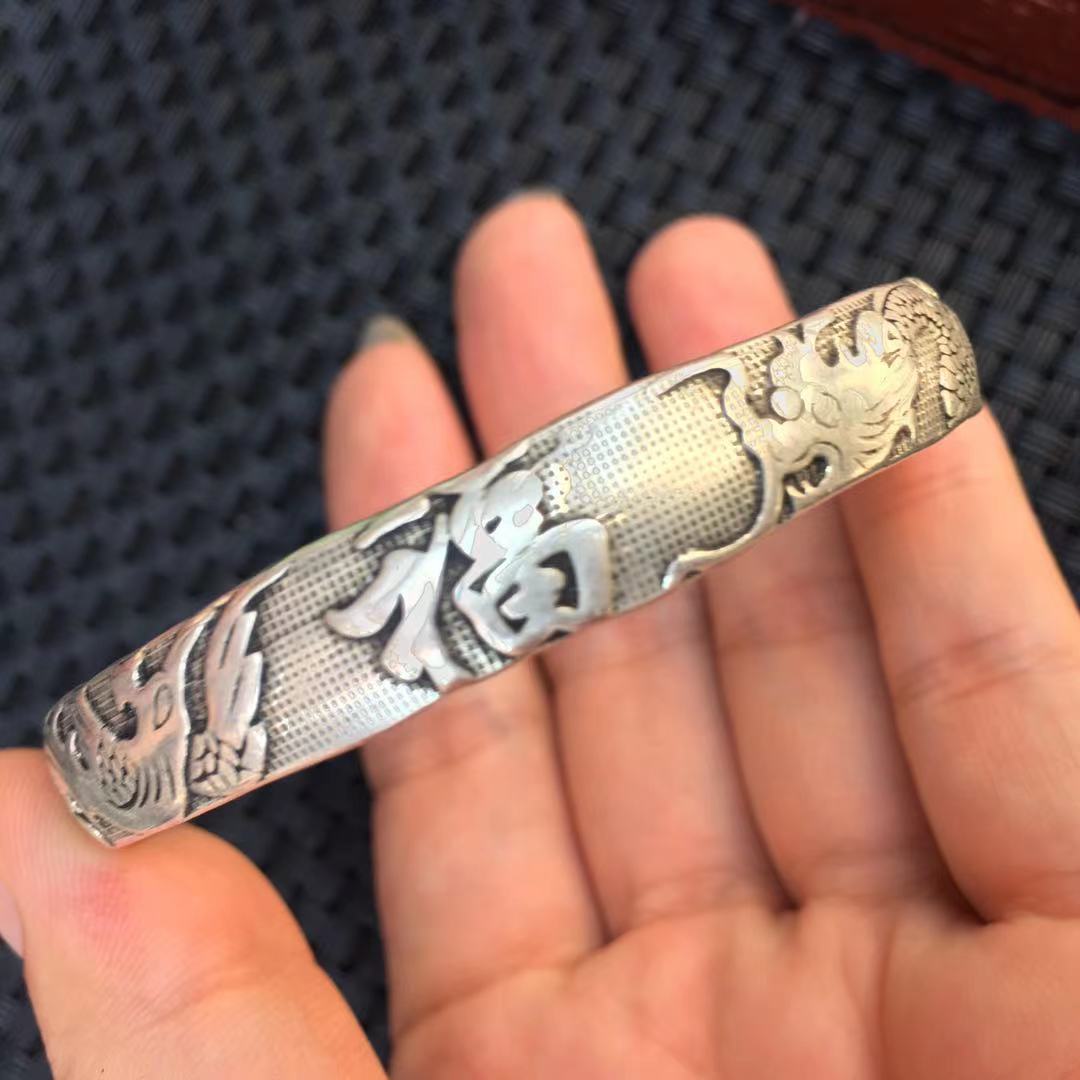 藏银宽条活口莲花民族风手镯 苗银藏式福字时尚手镯 藏银吉祥手镯