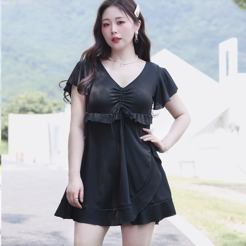 新款大码游泳衣女连体平角保守显瘦遮肚韩版胖妹妈妈