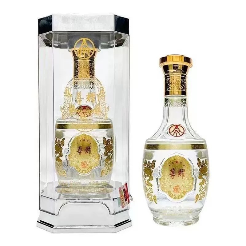 批发尊耀精酿52度浓香型白酒 整箱六瓶 亚克力盒商务宴会用酒