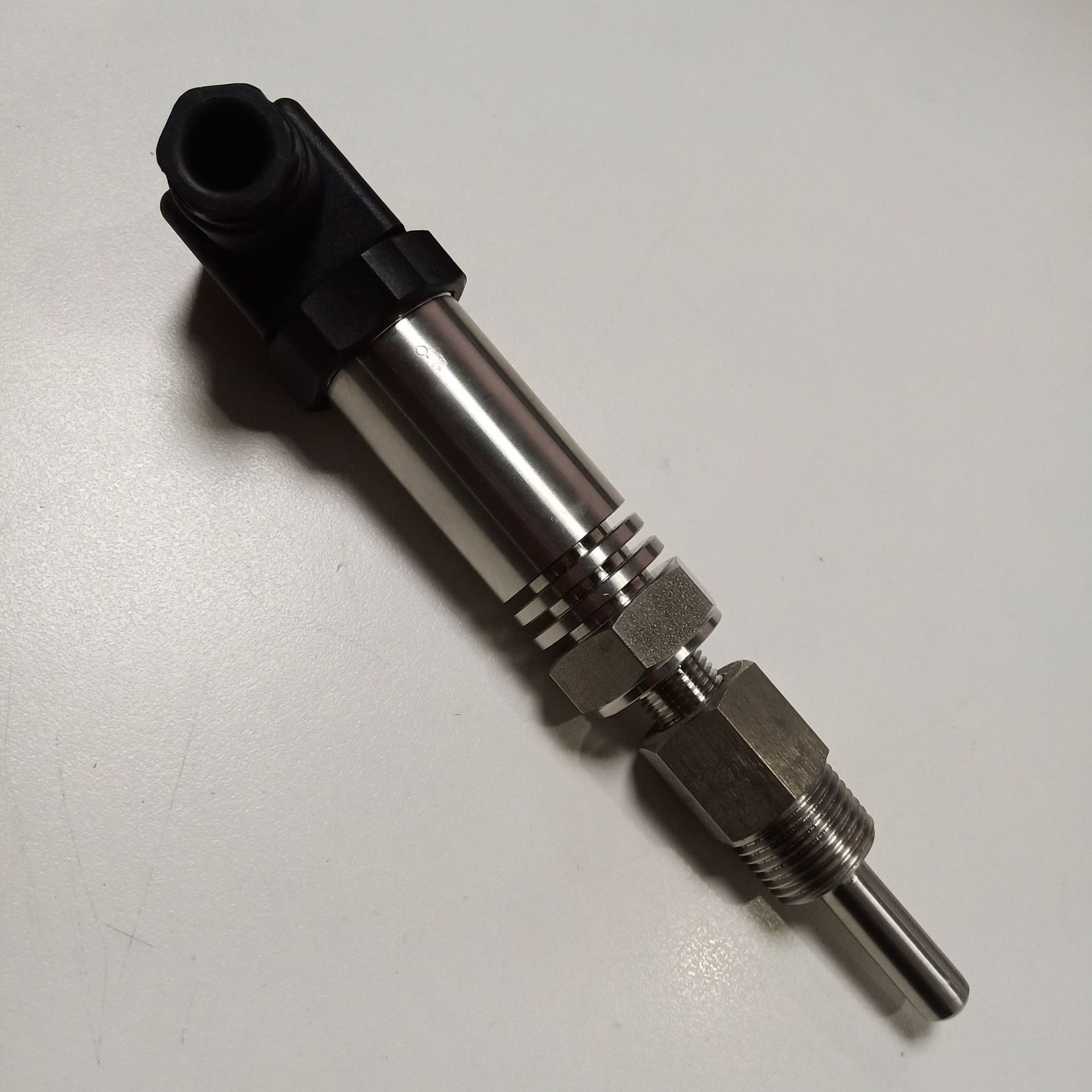 zysensor套管型温度传感器0-100度4-20ma 1/2螺纹管长管径可以选