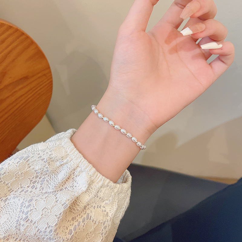 INS Style Pearl Bracelet Girls Retro Minority Temperament Beaded Bracelet High Sense Couple Girlfriends Jewelry Wholesale