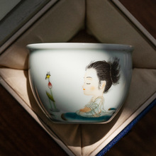 唯心造粉彩小女孩手绘人物主人杯手工陶瓷茶杯品茗杯起风了单杯