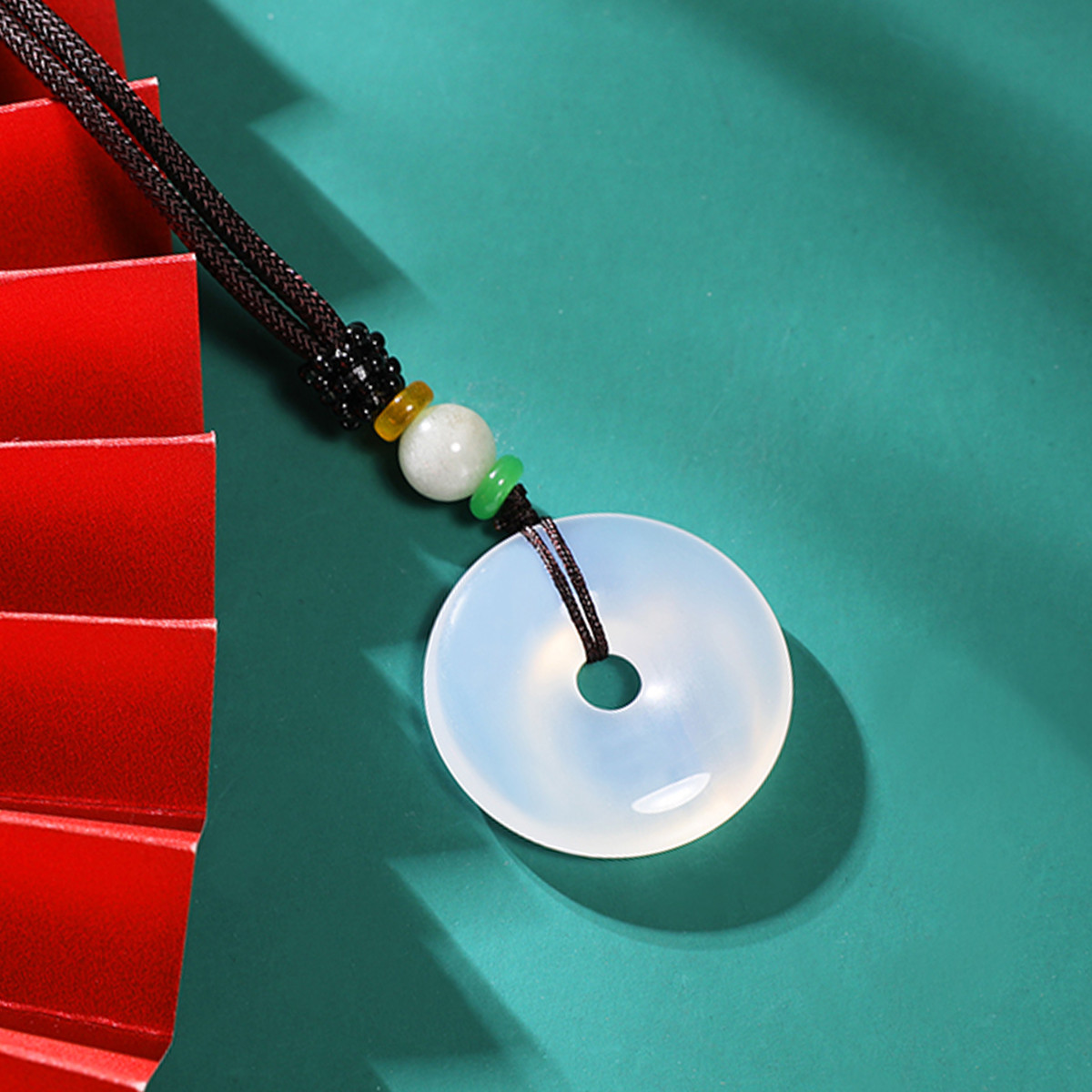 玉髓平安扣吊坠天然冰种白玉玛瑙挂件批发男女款玉坠摆地摊货源