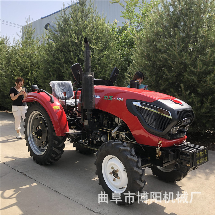 力王四缸504拖拉机 山地硬土开荒四驱拖拉机 前后配置强压多路阀