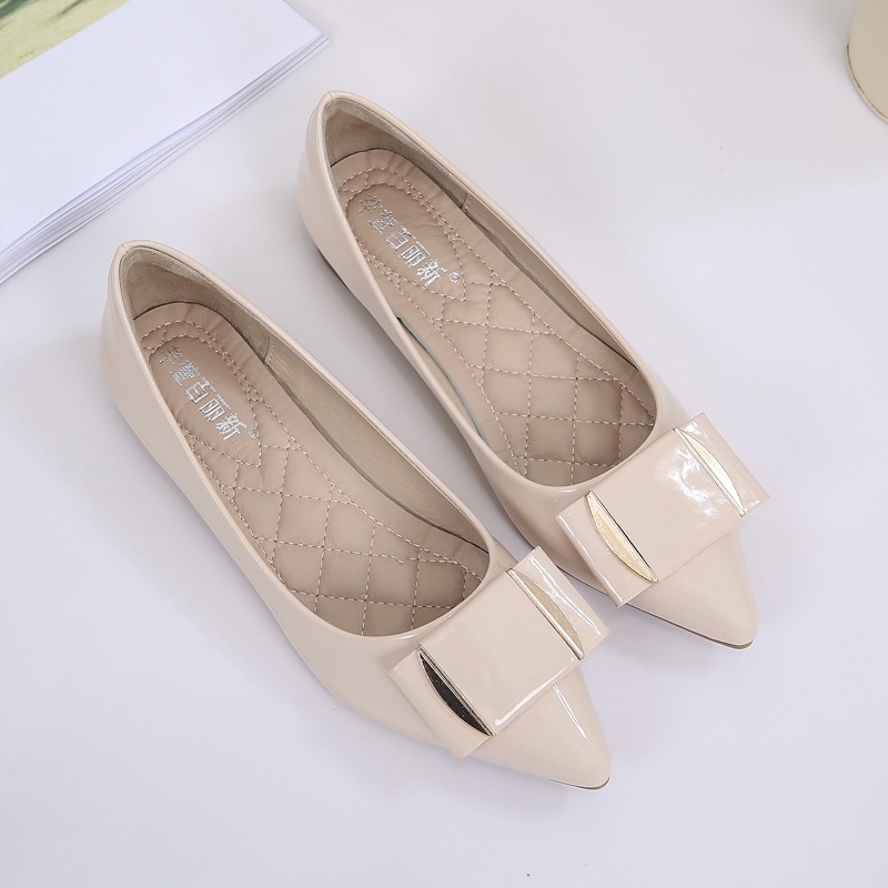 鞋子女2024新款百搭浅口尖头平底鞋女软底懒人一脚蹬女鞋大码鞋女