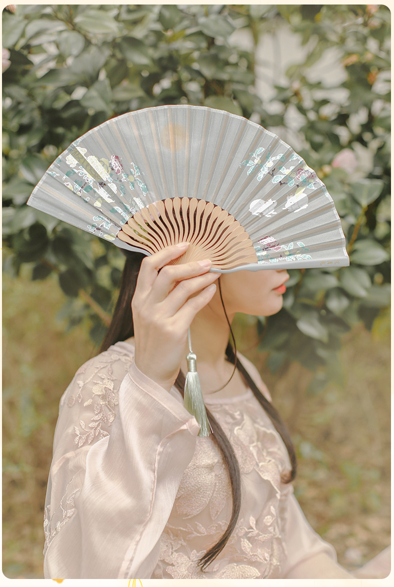 老阊门【花月兔】苏州夏季复古风汉服少女心扇子折扇中国风折叠扇