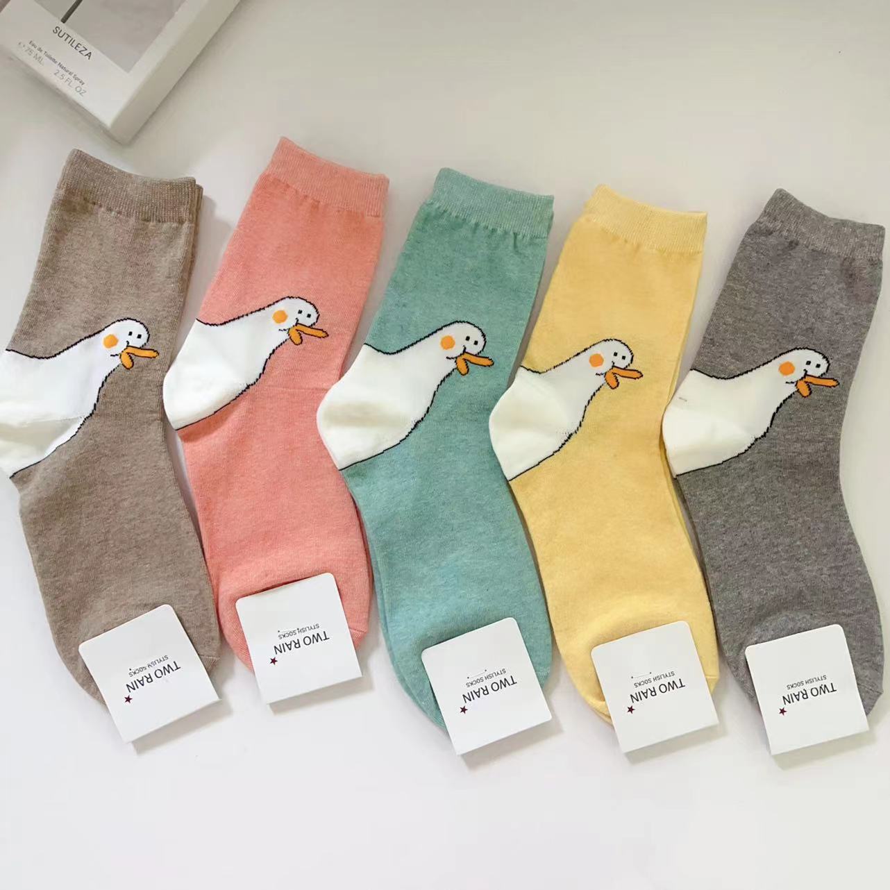 韩国产袜子 tworain新款可爱宠物鸭休闲棉袜进口袜四季女袜中筒袜