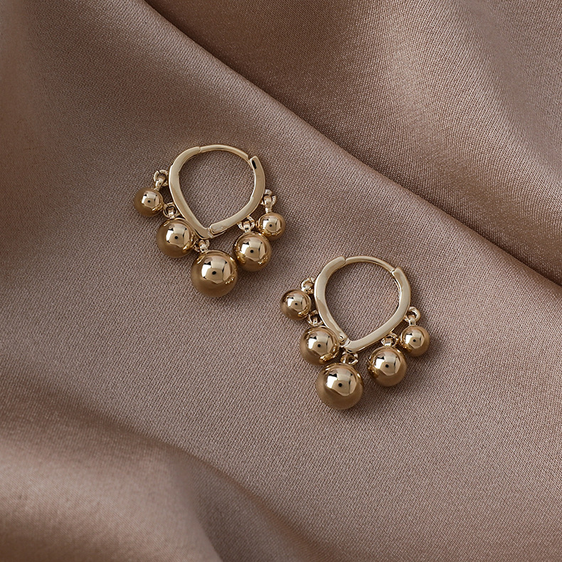 金色小球爱心耳扣气质小耳坠耳环2021年新款潮小众设计感耳饰女