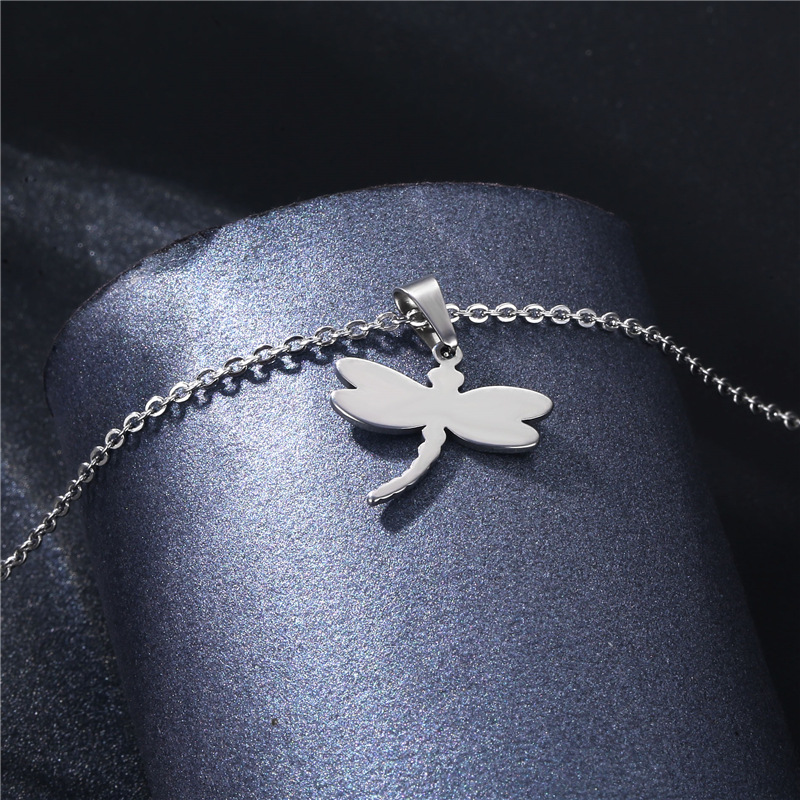 European and American Ornament Wholesale Amazon Popular Necklace Titanium Steel Dragonfly Pendant Stainless Steel Girls' Sweater Chain Can Be Customized