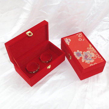 厂家直销锦布印花红色龙凤双手镯盒现货批发婚庆绒布对镯盒加厚