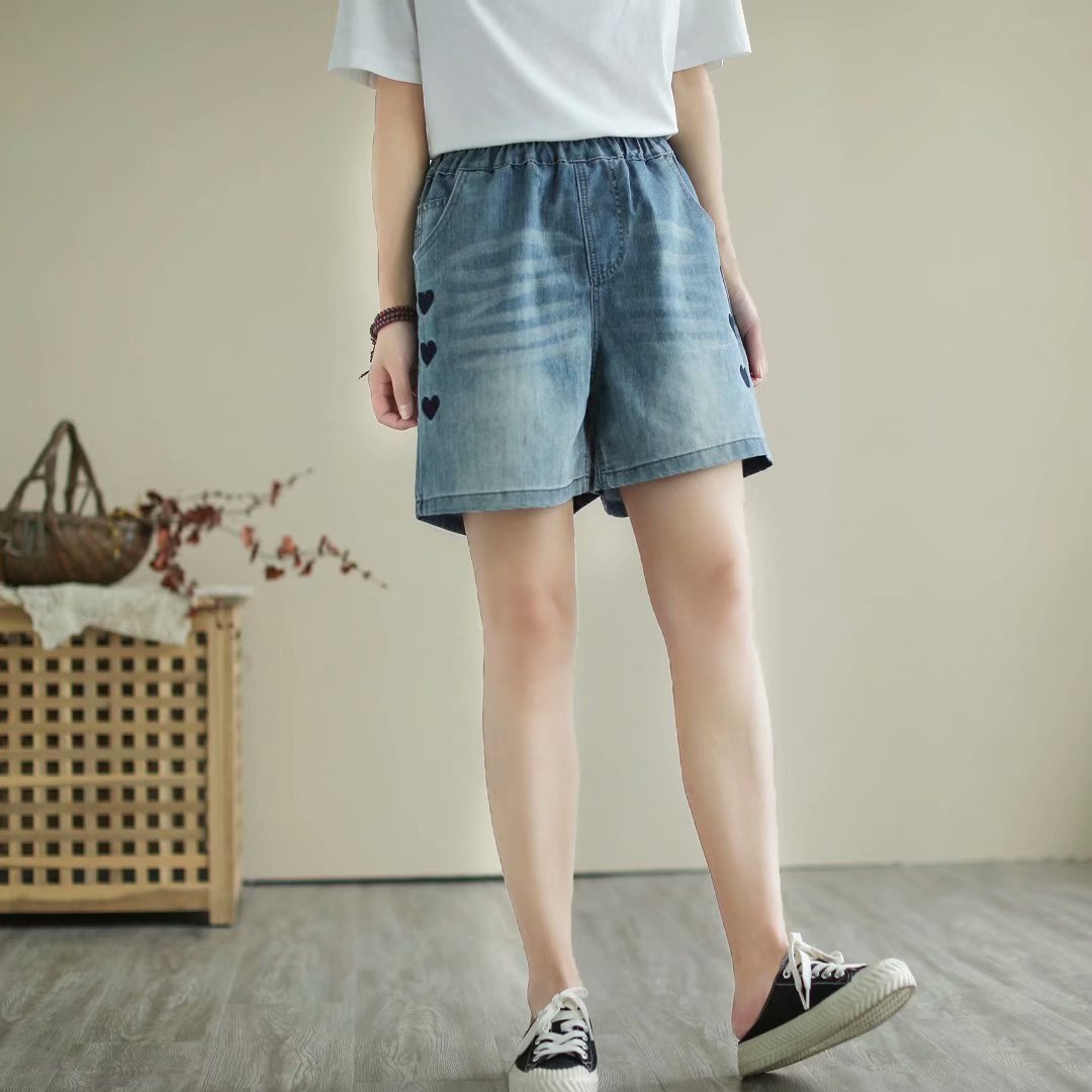 2021夏装新款女休闲爱心刺绣短裤外穿牛仔裤短薄款裤子