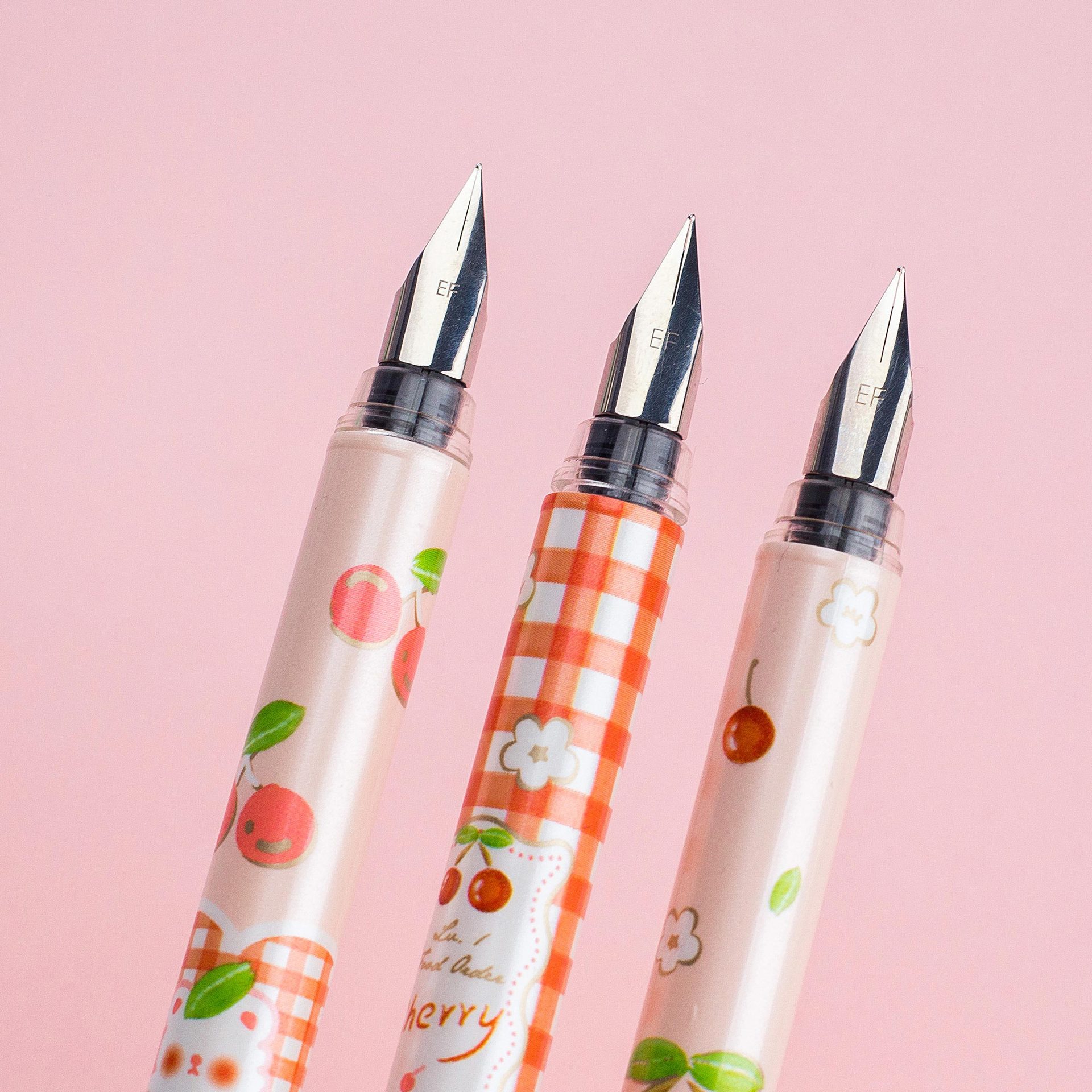 一木林创意钢笔可替墨囊钢笔学生练字礼品套装 白熊樱桃钢笔3支装