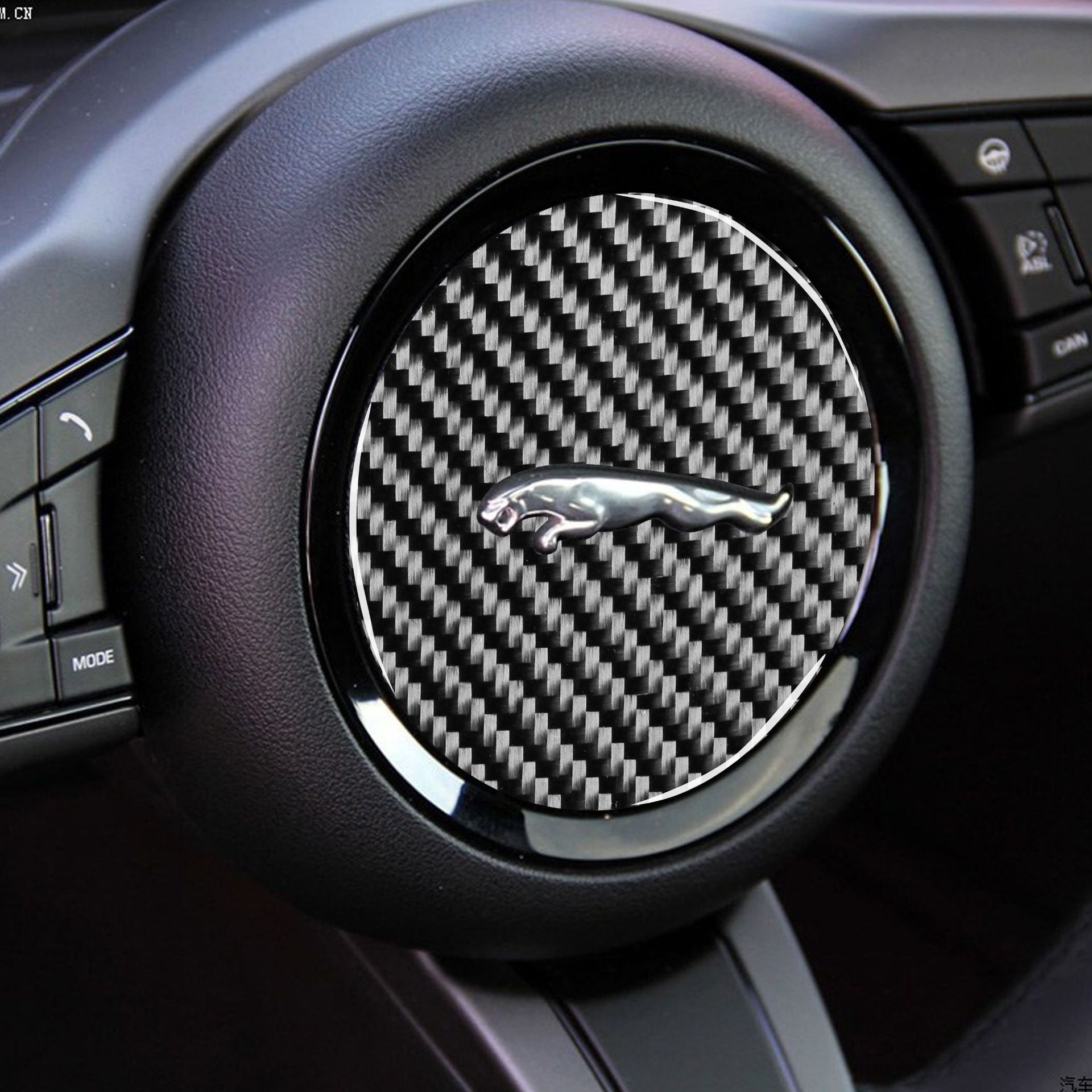 适用捷豹f-pace x761碳纤方向盘外圈logo下巴贴贴汽车配件改装内