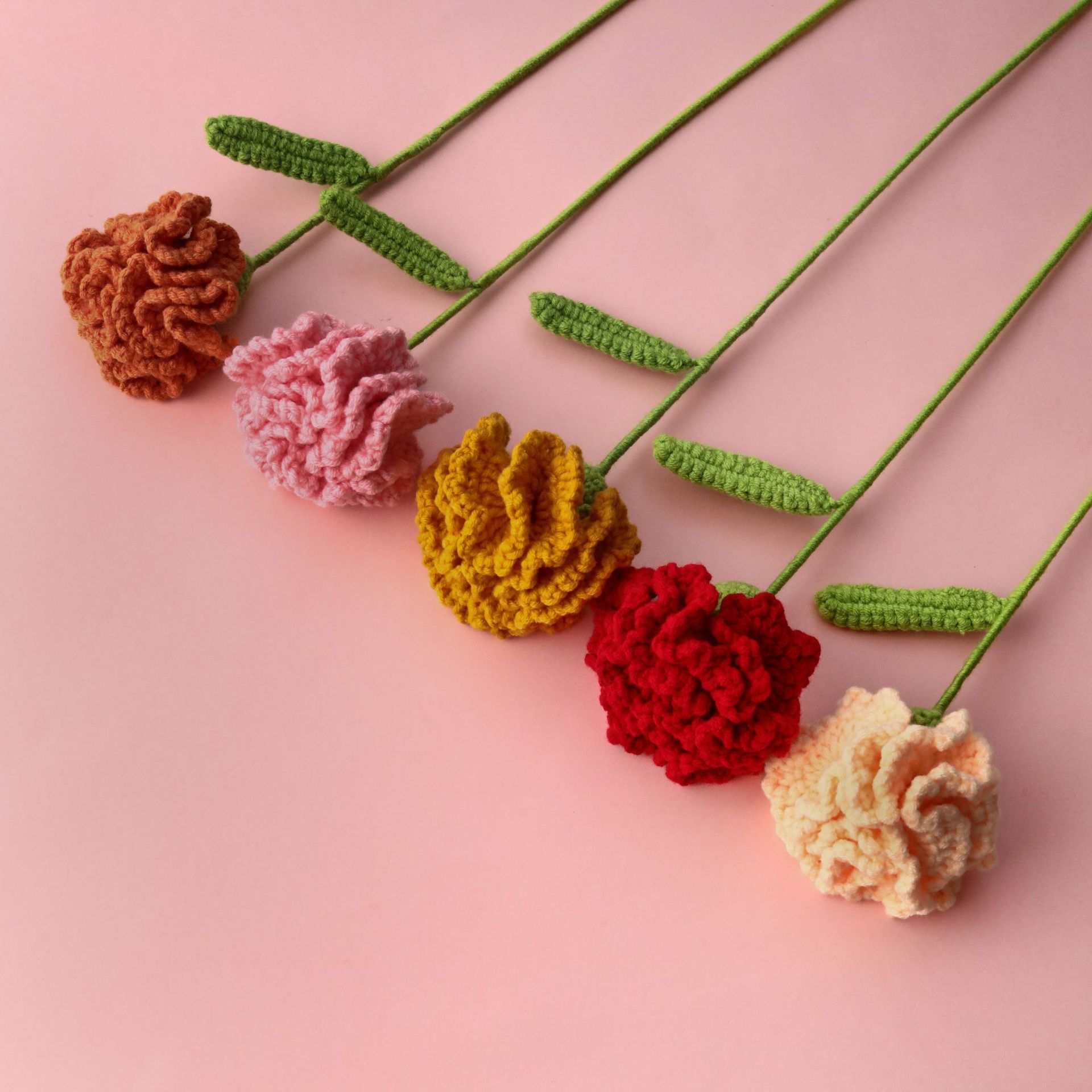 康乃馨手工花束成品手钩花创意仿真花毛线编织花送闺蜜母亲礼物