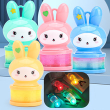 兔年新款发光兔子手提灯笼夜市热卖爆款儿童发光玩具小兔子彩虹圈