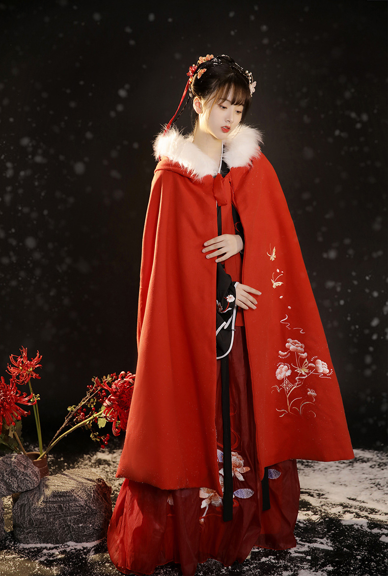 斗篷女汉服古风毛领斗篷古装冬季保暖长款红白色加厚披风汉服刺绣