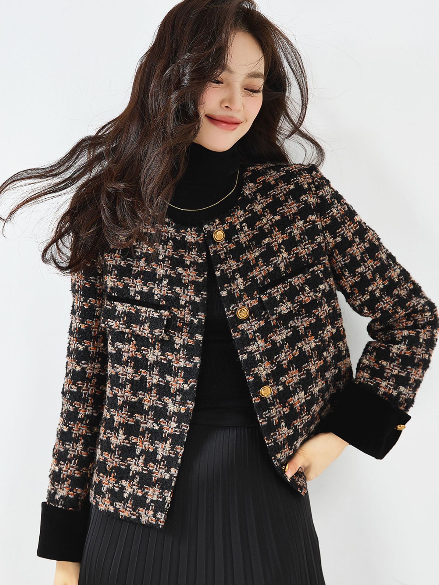 24 Spring New Classic Retro Velvet Stitching Small * Kafuu Plaid Tweed Short Coat Top 15381 Women Clothes