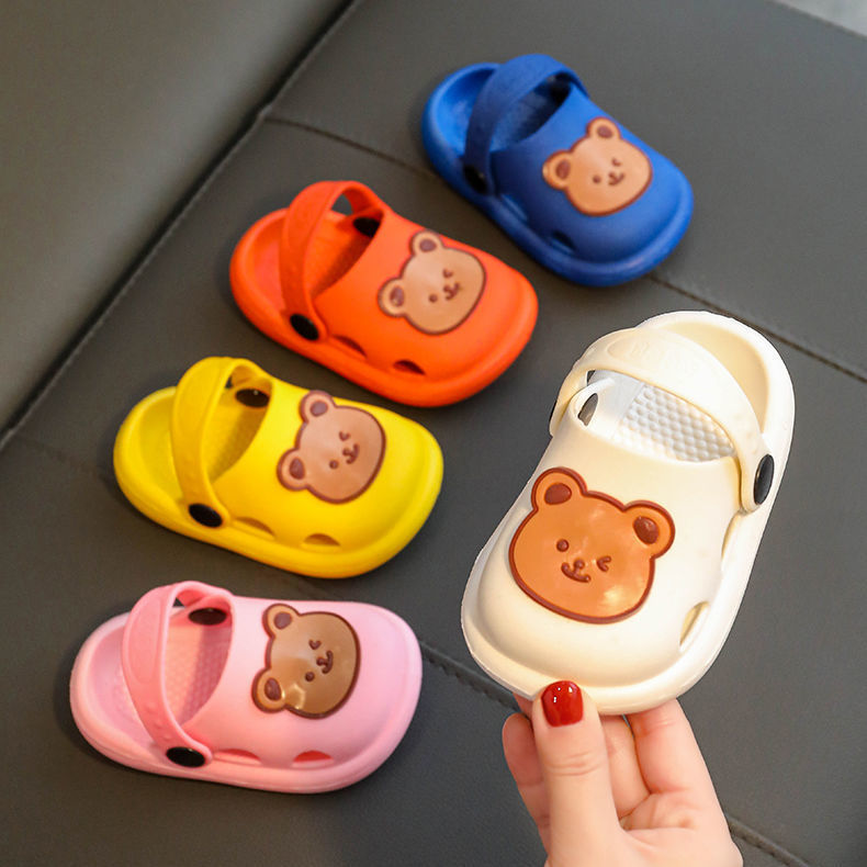 Baby Slippers Summer 1-5 Years Old 8 Boys Non-Slip Cute Home Children's Hole Shoes Baby Toddler Girls Sandals