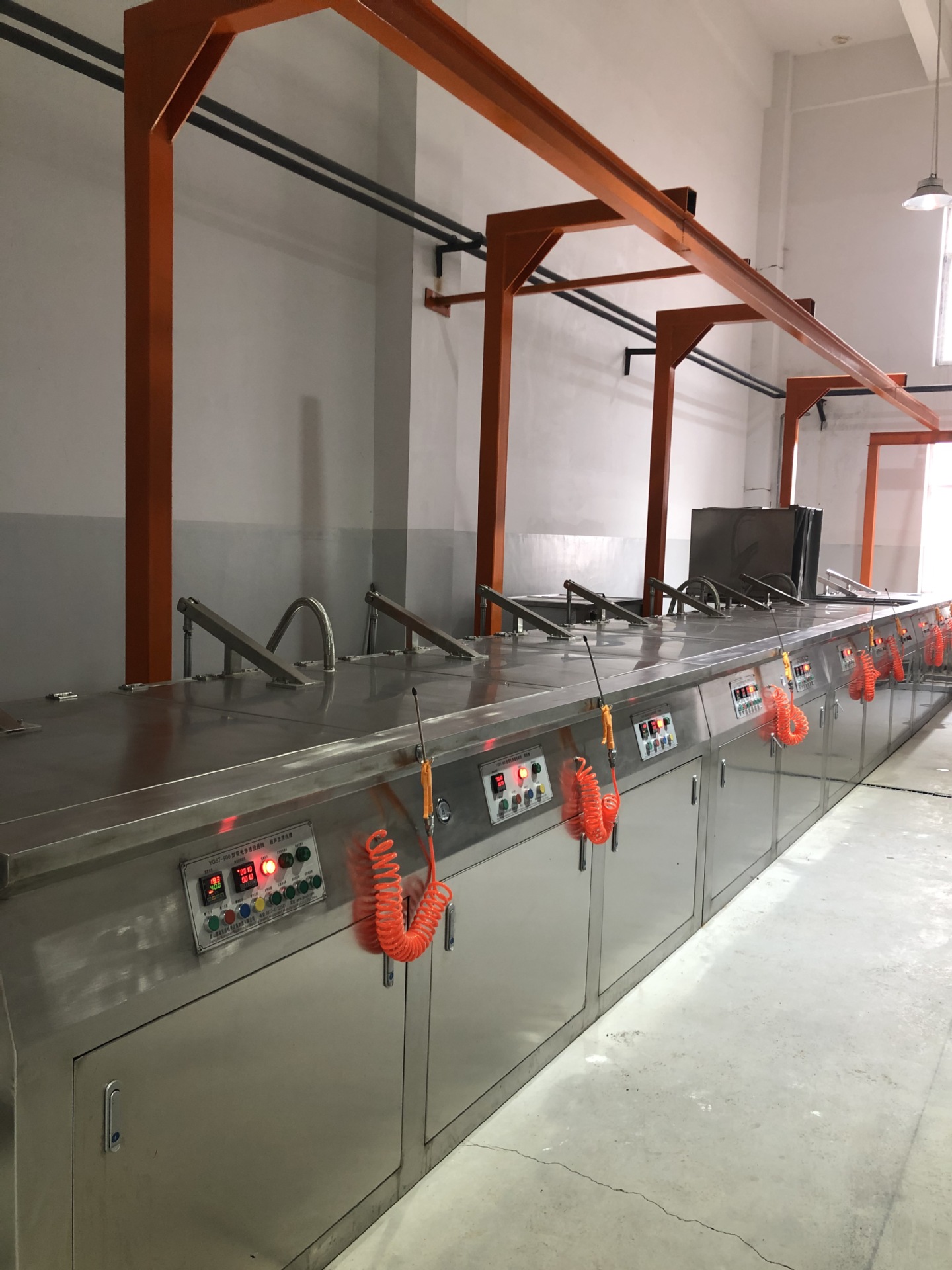 荧光渗透检测线 荧光渗透探伤机 荧光渗透装置 荧光渗透探伤设备