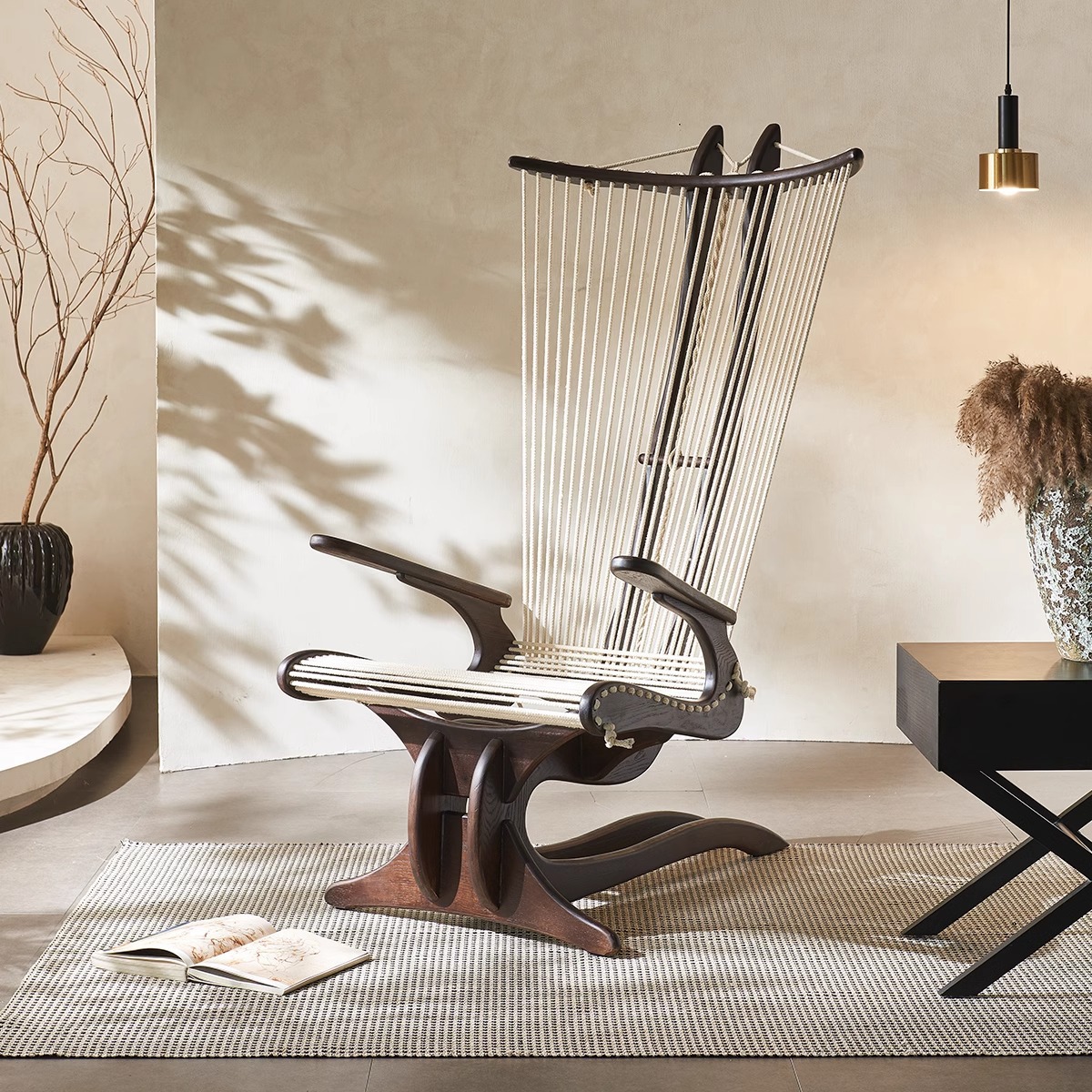 新款家用网红椅创意个性休闲椅小众设计感椅子竖琴椅艺术椅孔雀椅