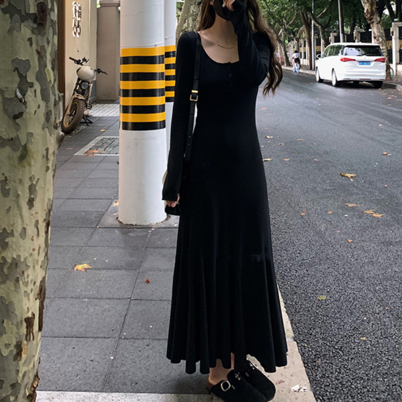 Lost Autumn Hong Kong Style Women's Black Elegant Bottoming Dress 2023 Autumn and Winter New Slimming High Fishtail Dress