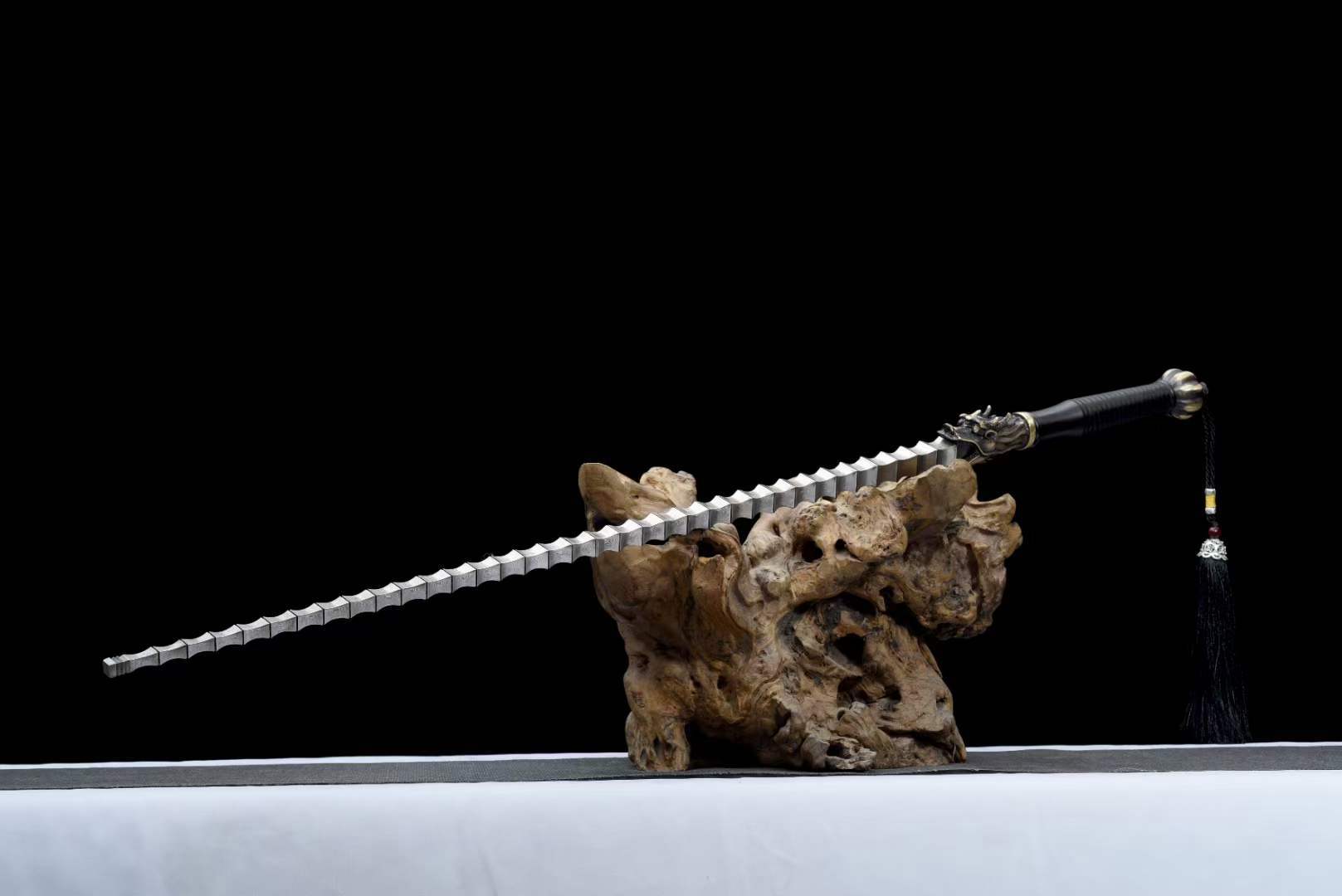 龙泉市刀剑十八般兵器 百炼花纹钢手工锻打 影视道具亢龙锏未开刃