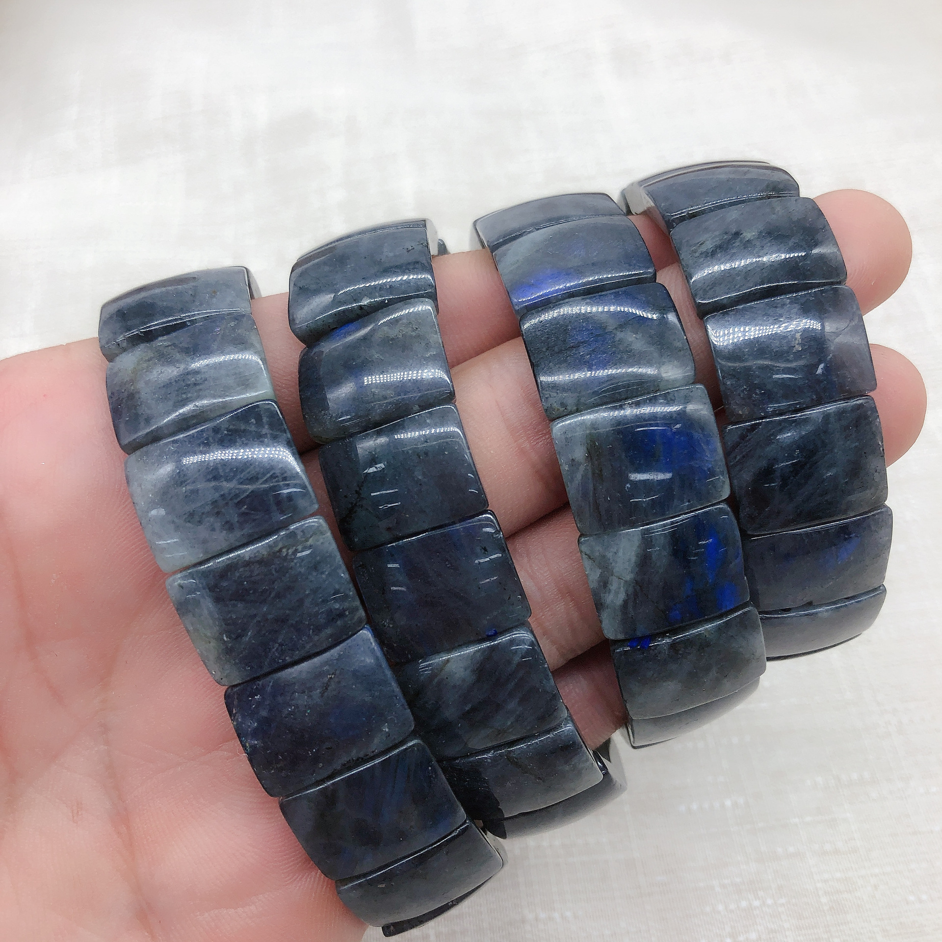 东海厂家批发拉长石单圈男女款小清新黑拉长石手排水晶饰品礼物