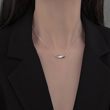 莫比乌斯钛钢镀14K真金项链女小众设计感简约网红气质锁骨链饰品