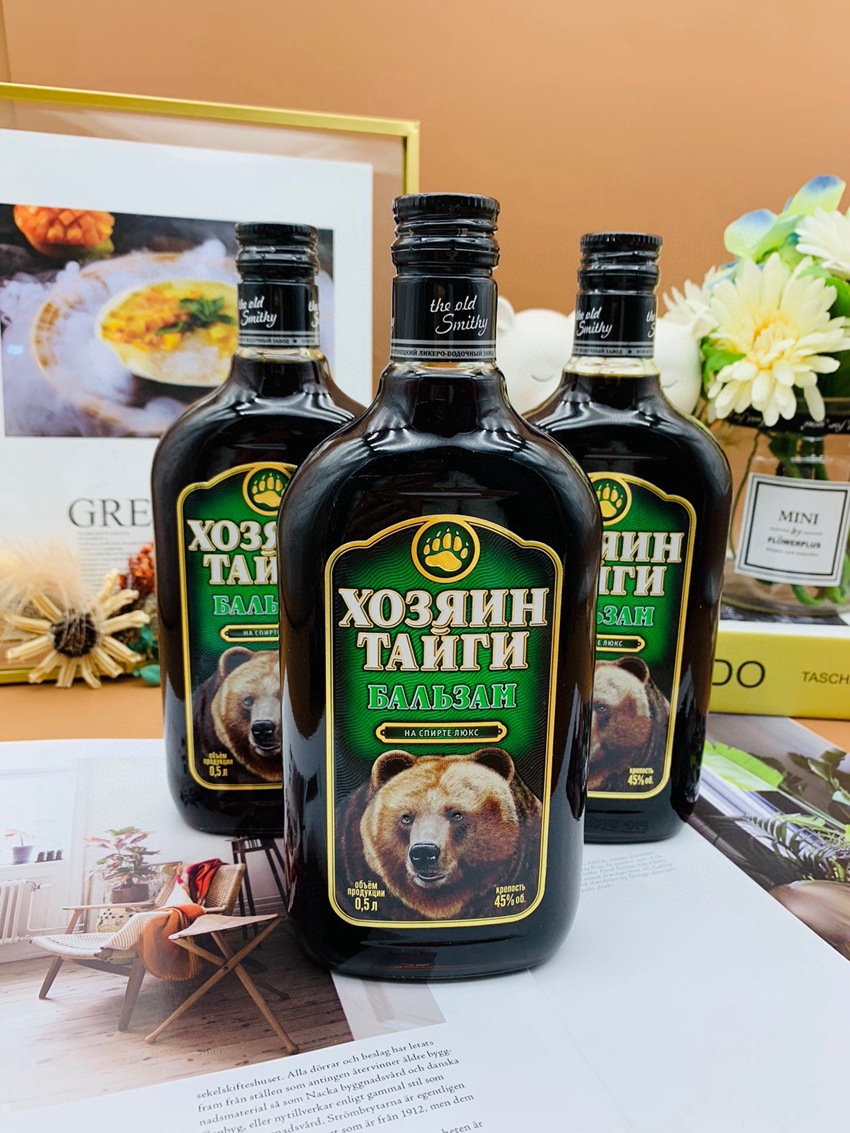 俄罗斯虎酒 鹿酒 熊酒伏特加 调制酒配制酒500毫升45度 支持代发