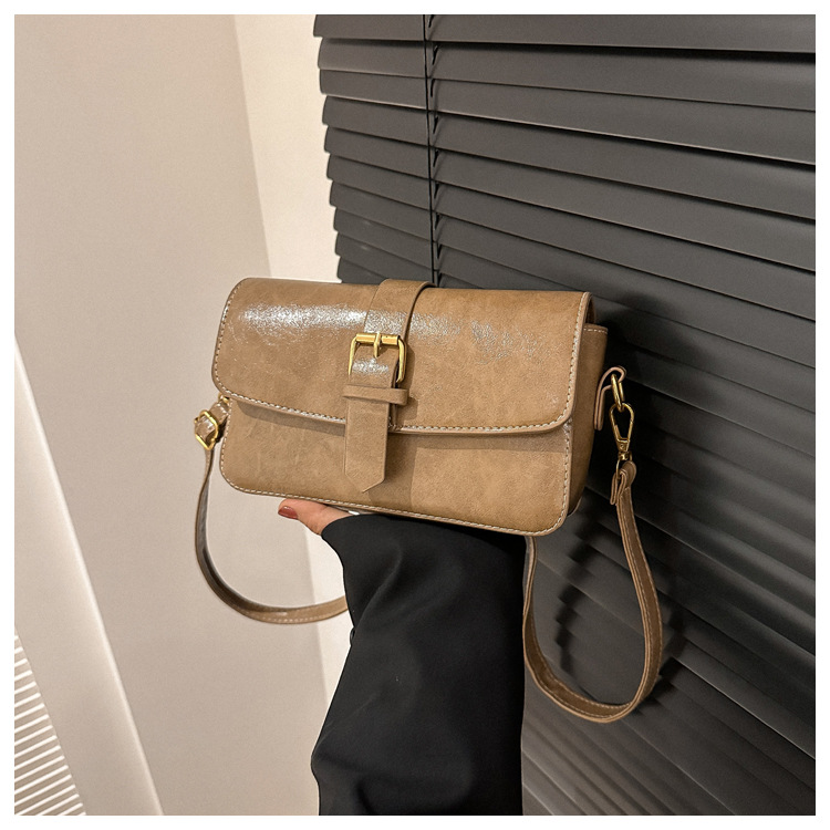 Retro Small Bags 2023 New Fashion Casual Shoulder Underarm Bag Women's Bag Early Spring Texture Crossbody Small Square Bag