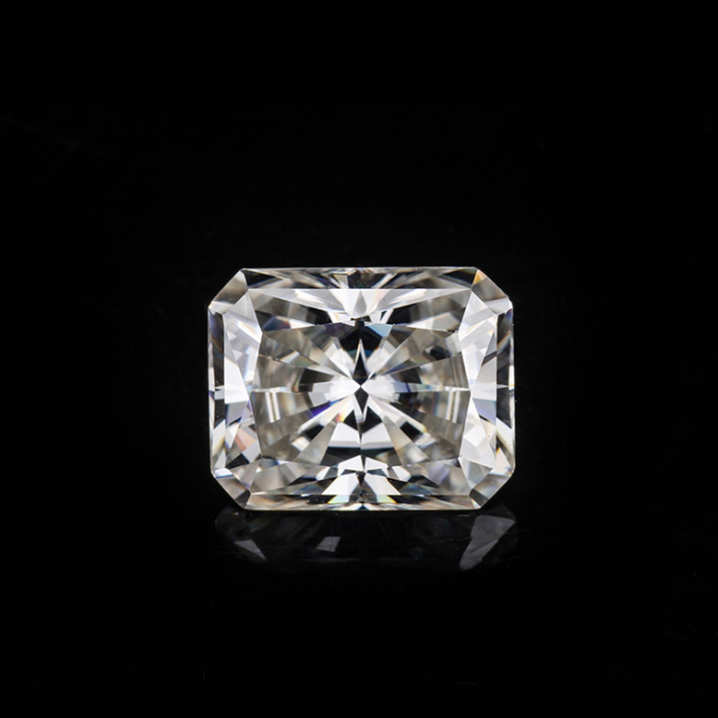 d色莫桑钻vvs净度白色长方形倒角珠宝饰品镶嵌裸钻可制做腰码证书