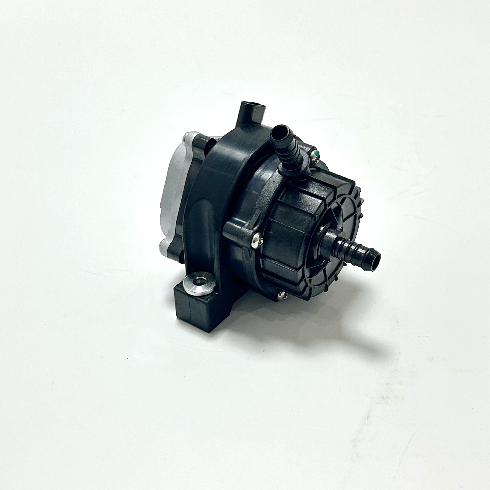 24V 直流输入扬程30米充电枪水泵,新能源汽车液冷超充桩枪线泵用