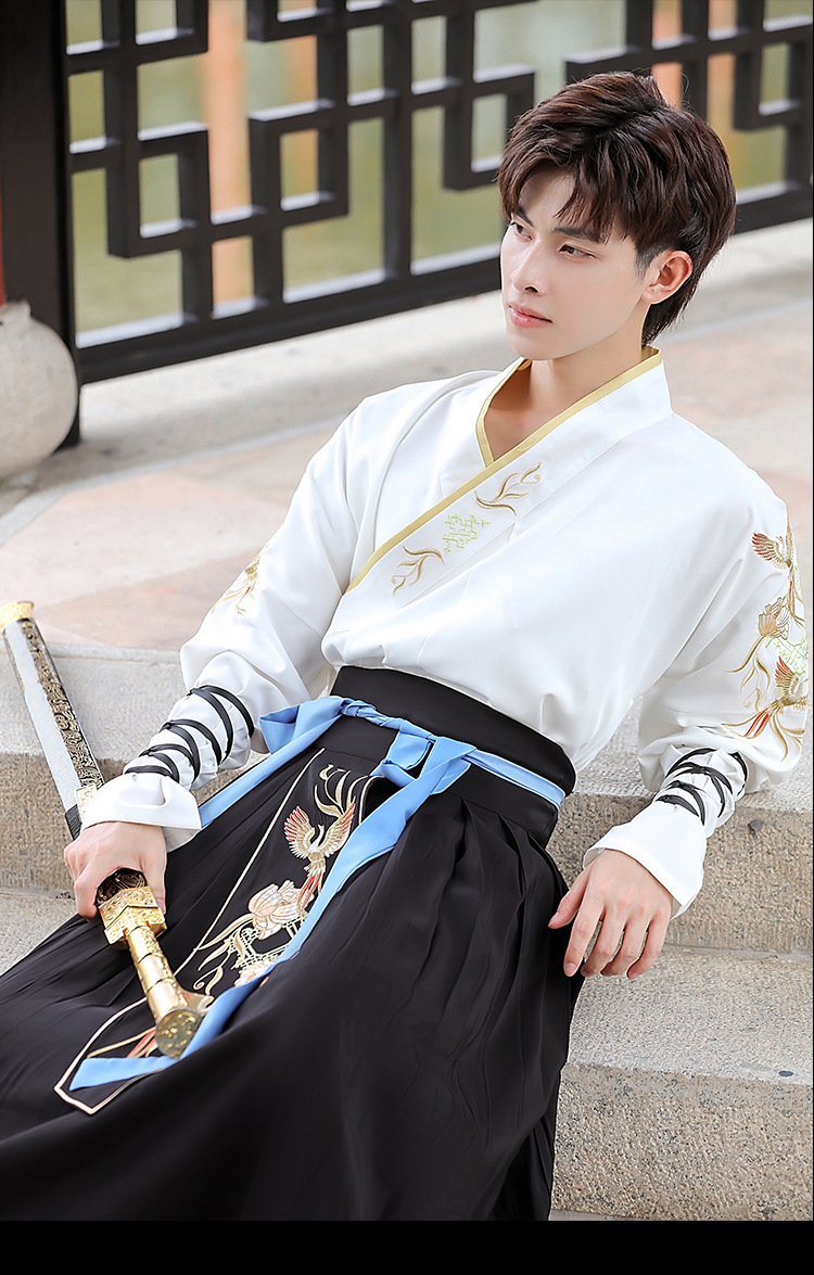 改良汉服男成人古装秋季新款 复古刺绣学生两件套旅游拍照武侠风