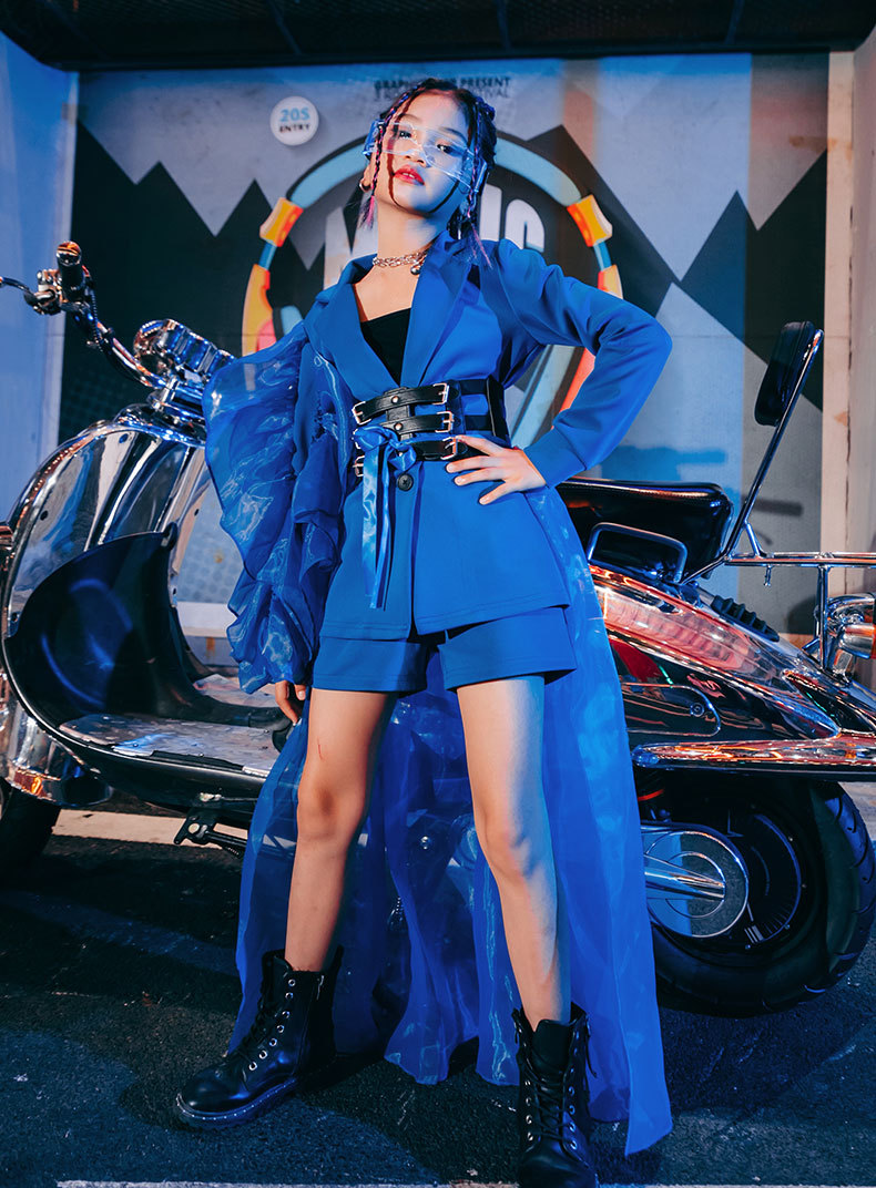 女童模特霸气走秀服装儿童t台演出服炫酷时尚女孩爵士舞套装潮酷