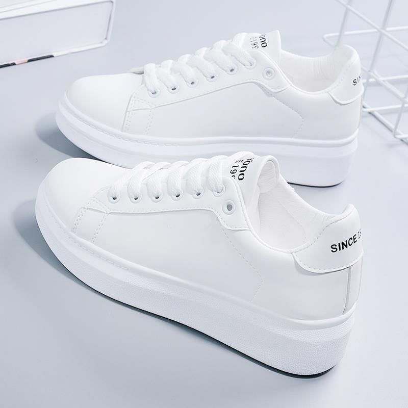 Women's Shoes All-Match White Shoes Women's Thick Bottom 2022 Spring Tide Flat Shoes White Casual Shoes Breathable Board Shoes