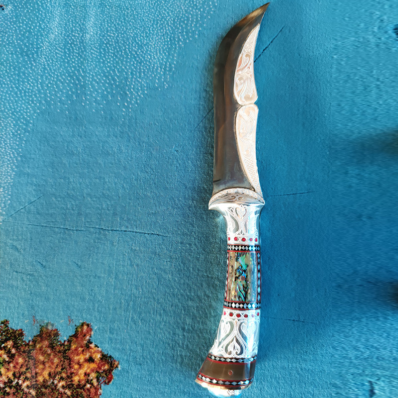 新款民族风旅游工艺品刀具礼品赠品 金属制简约雕刻工艺刀剑摆件