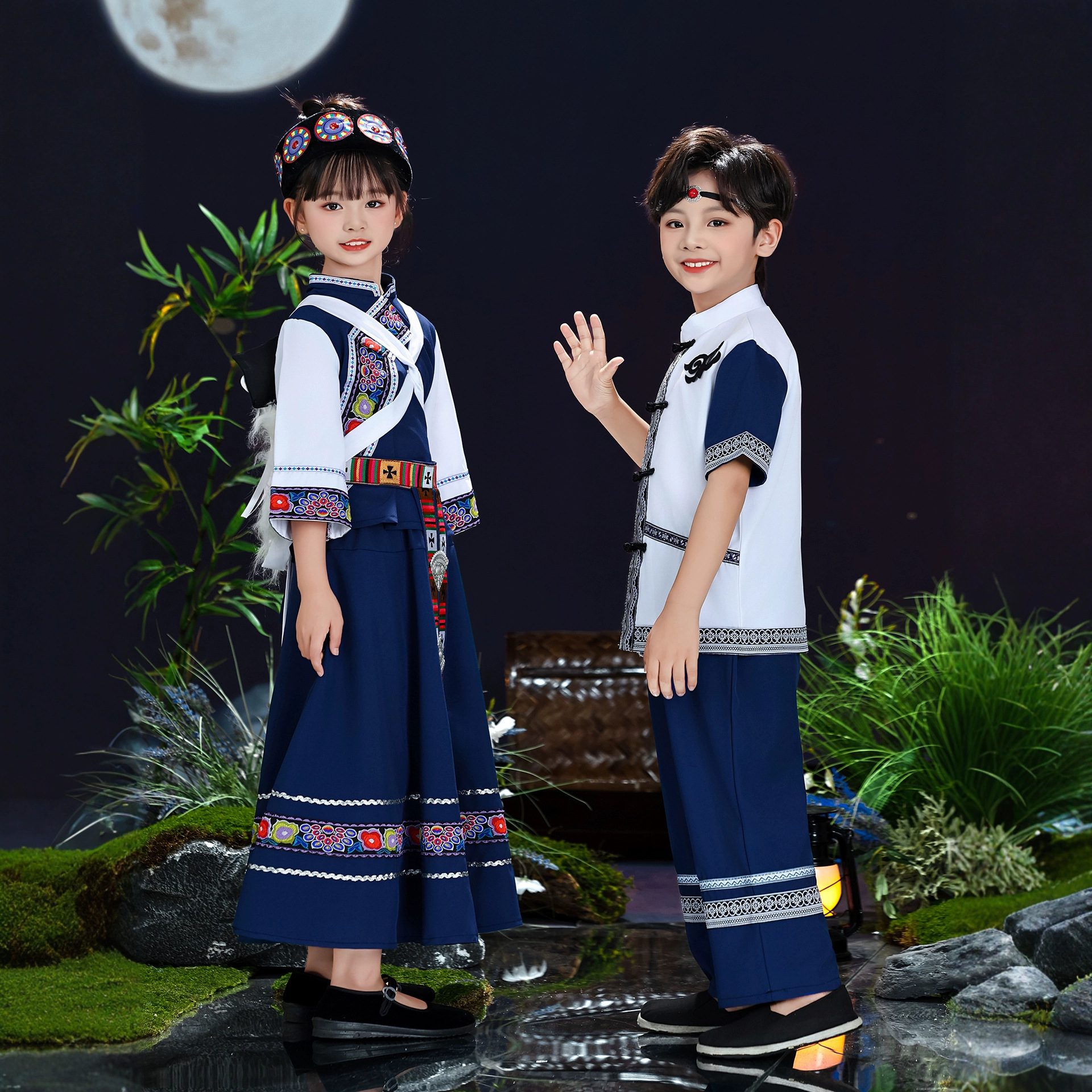 儿童纳西族服装 云南丽江少数民族服饰旅拍儿童披星戴月演出服
