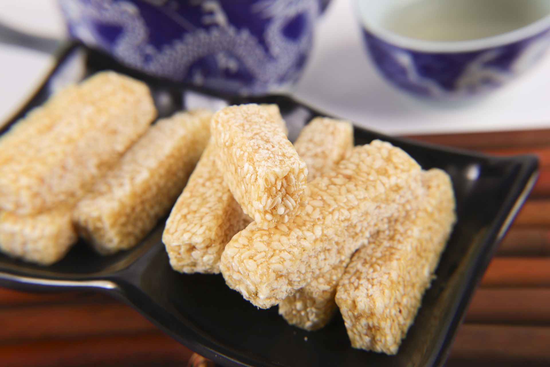 一件代发芝麻酥糖175g袋装 客家特产传统休闲零食批发硬糖