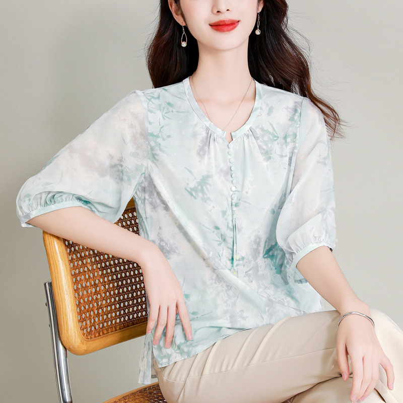 实拍新中式国风小衫上衣女夏2024新款圆领中袖衬衫桑蚕丝薄款