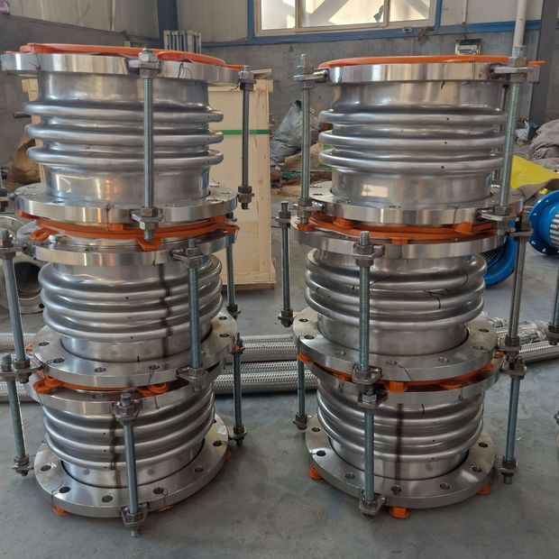 厂家直供衬四氟软管ptfe管内衬四氟膨胀节不锈钢波纹补偿器