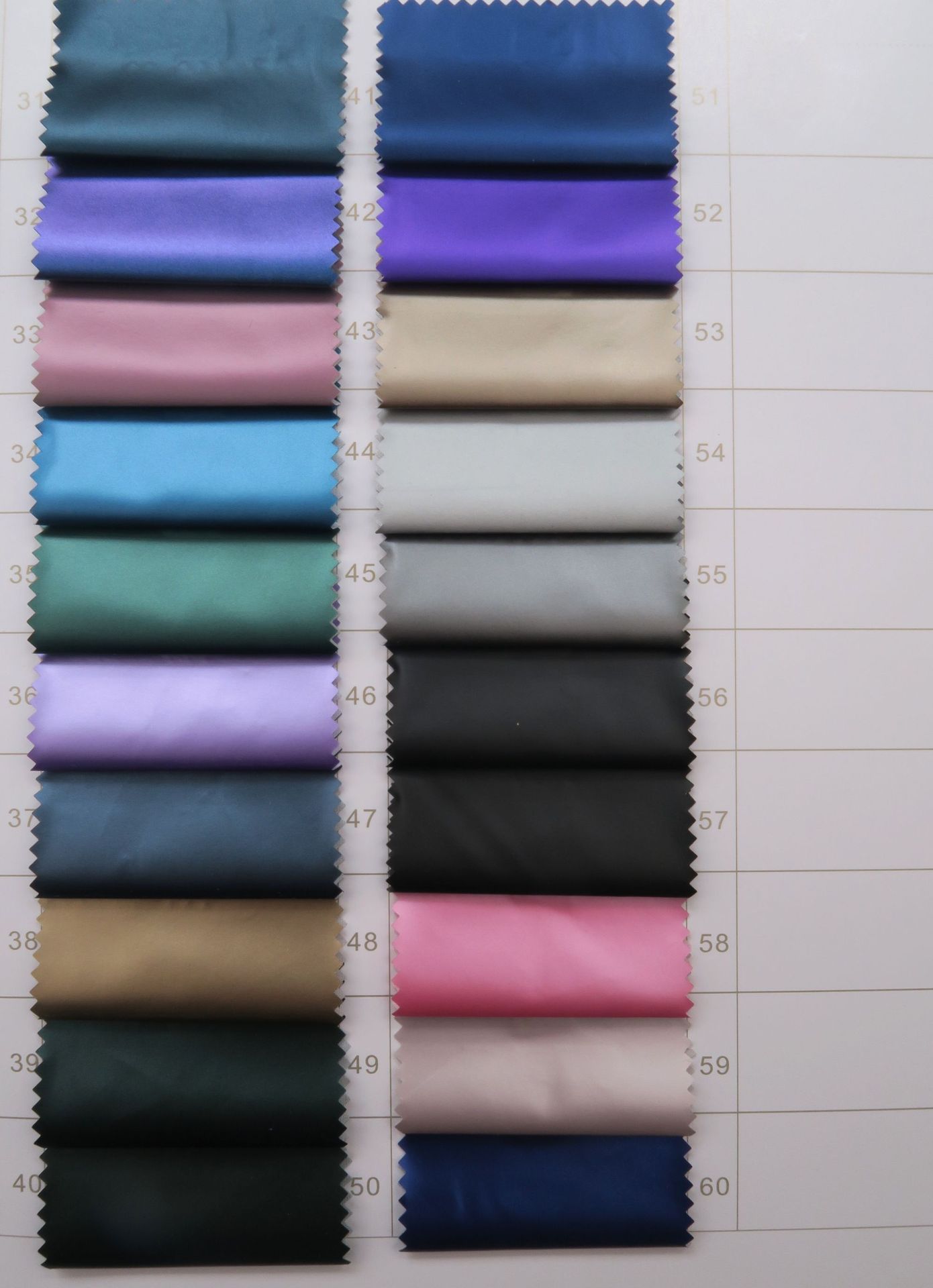 超亮珠光离型纸面料烫金时尚金属感宠物雨衣布肤感不掉胶防水布料