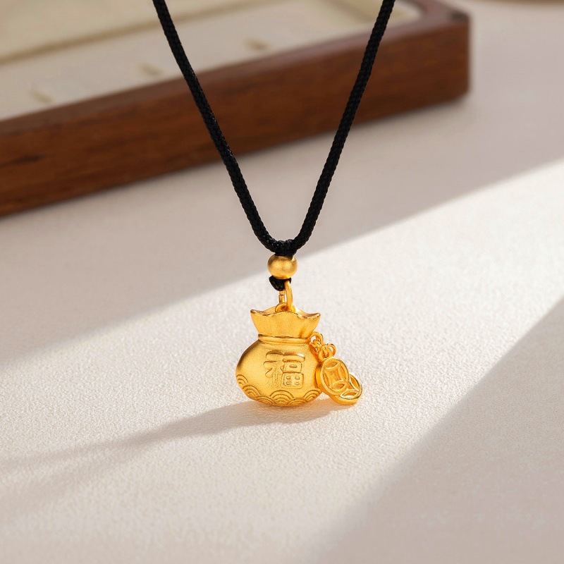 铜钱福袋吊坠编织绳项链女抖音同款2024福字流苏款挂坠钱袋锁骨链