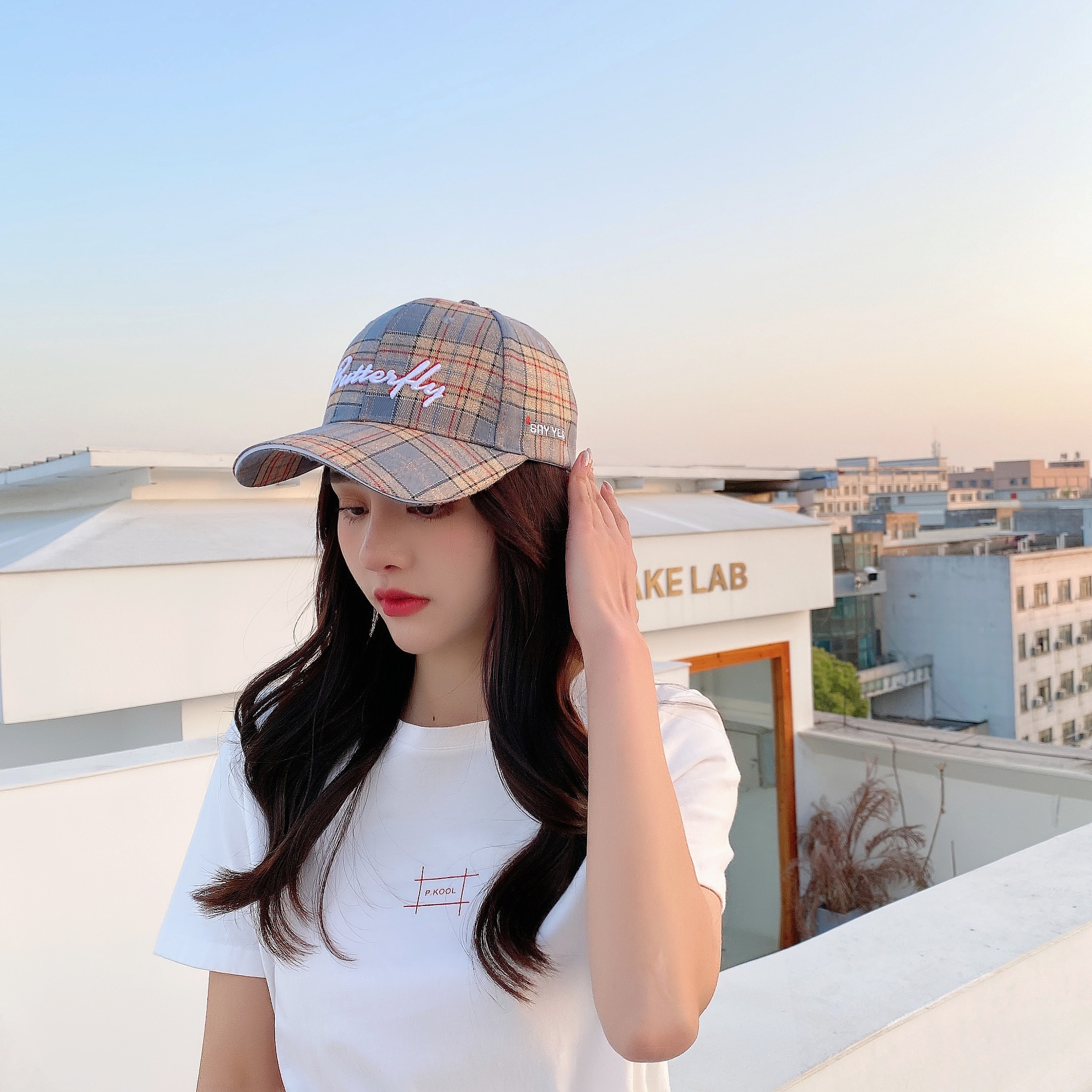 网红格子棒球帽女韩版时尚字母刺绣鸭舌帽户外遮阳休闲帽子批发