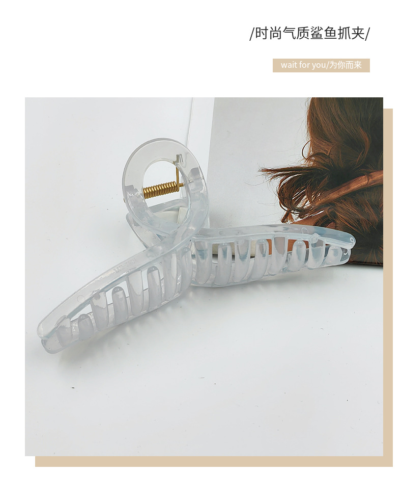 Shark grab-feel hairpin summer new back head updo headwear Internet celebrity bai 掿 pic 6