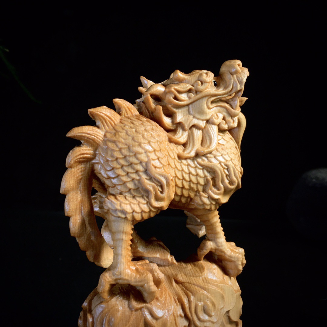 纳福祥瑞麒麟崖柏雕刻摆件客厅办公室玄关木制瑞兽装饰工艺品把件