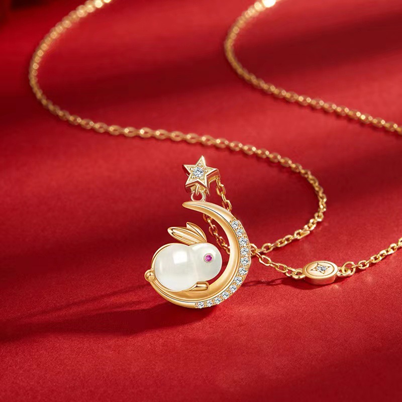 Jade Hare Necklace Female Temperament Light Luxury Special Interest Light Luxury Design Sense Moon Bunny Clavicle Chain Autumn and Winter Strength Chain New