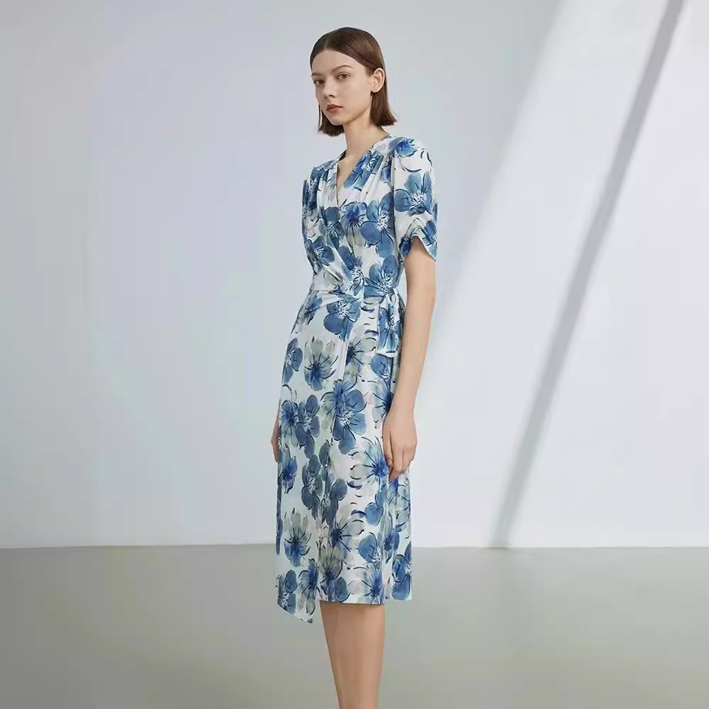 朗姿复古印花收腰设计感裙子女装2024年夏日新款高级感长款连衣裙