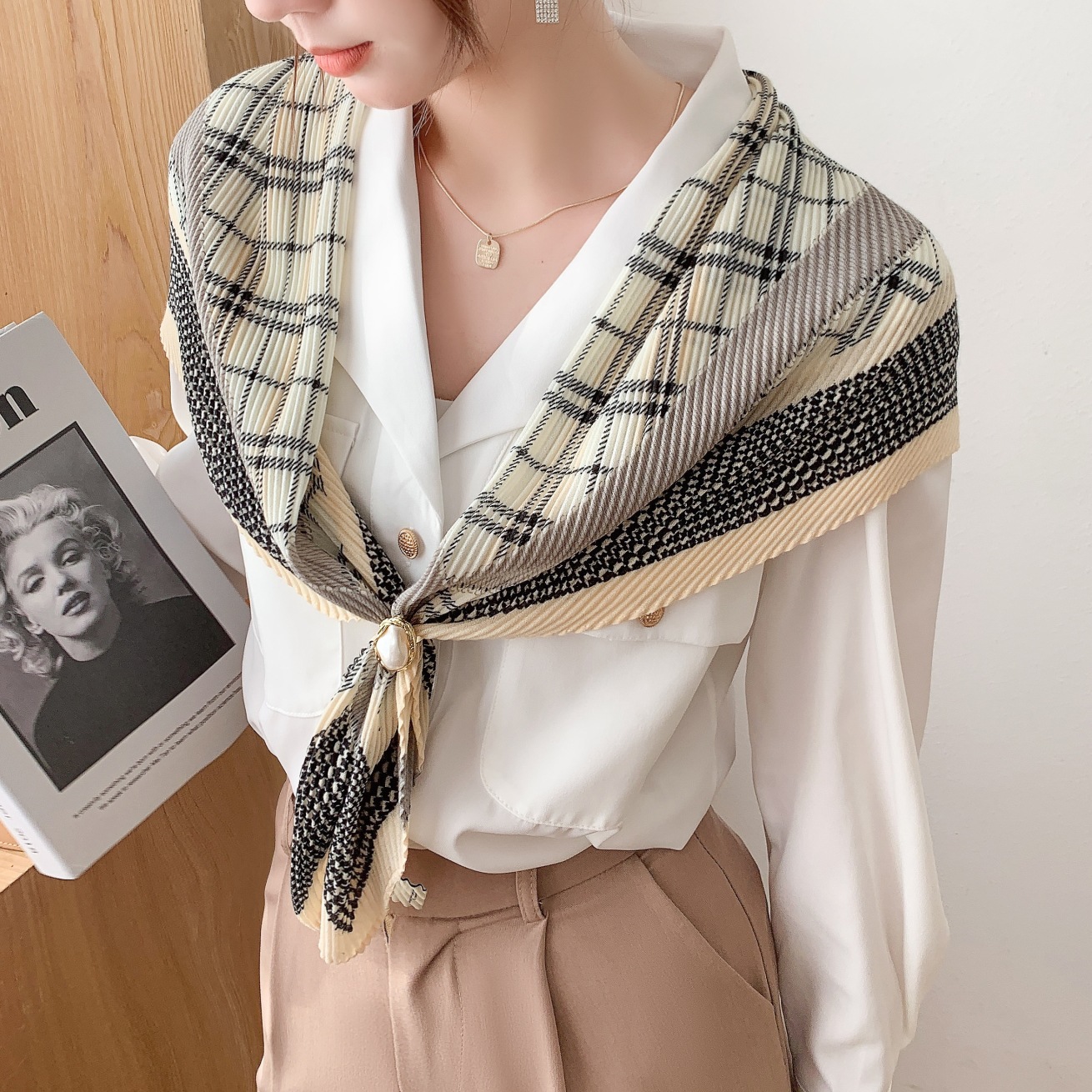 Autumn and Winter New All-Match Houndstooth Edge Pleated Scarf Women's Elegant Diamond Cotton 90 Outer Wear Large Kerchief